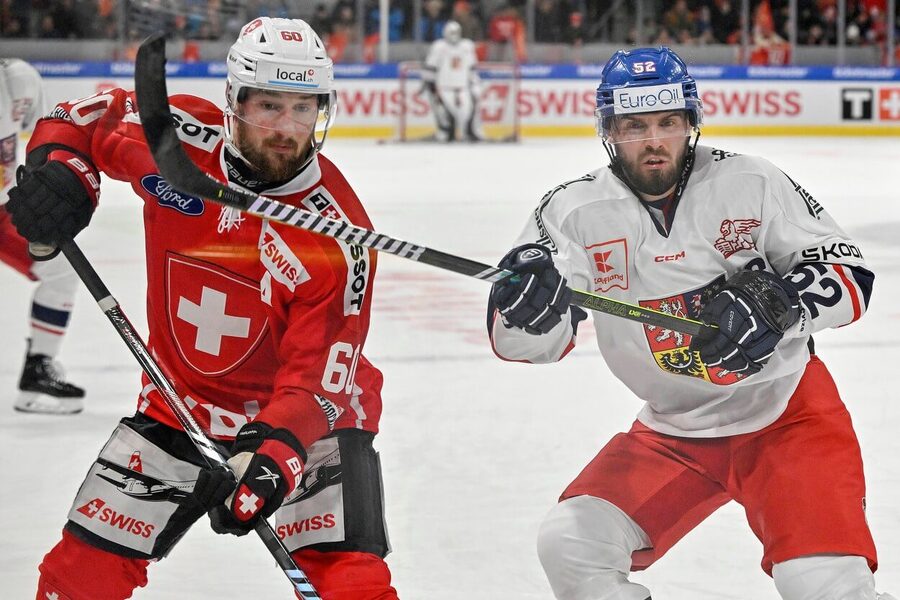 V letošní sezóně Euro Hockey Tour sehrálo Česko se Švýcarskem dvě velmi vyrovnaná utkání. Jak to dopadne dnes?