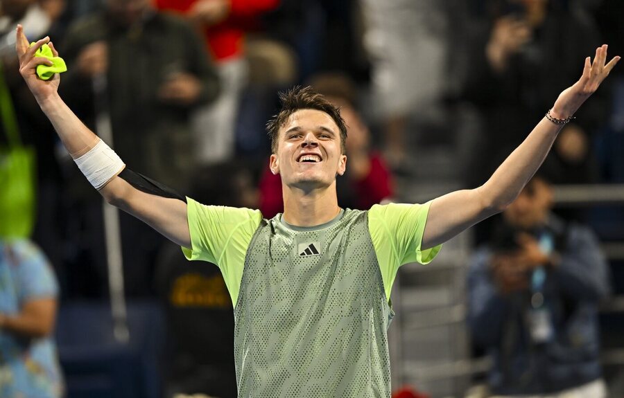 Tenis, ATP, Jakub Menšík po čtvrtfinálovém vítězství nad Rublevem, Dauhá, Katar