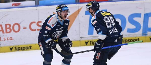 Martin Faško-Rudáš a Michal Bulíř slaví gól ve 4. zápase série předkola play off 2024 mezi Libercem a Olomoucí