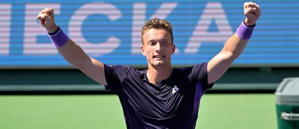 Jiří Lehečka se raduje z postupu do čtvrtfinále ATP Masters Indian Wells 2024, jako další ho vyzve Jannik Sinner