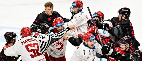 Poslední zápas Sparta Praha vs. Oceláři Třinec v základní části končil hromadnou bitkou, nyní se oba týmy potkávají v semifinále play off ELH 2024