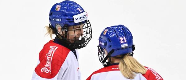 České reprezentantky Aneta Tejralová a Tereza Vanišová patří k našim oporám na MS žen v hokeji 2024