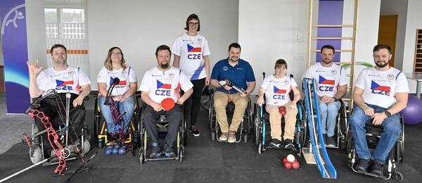 Paralympijské hry, čeští sportovci David Drahonínský, Šárka Pultar Musilová, Jiří Suchánek, Eva Berná, Jakub Kosek, Kateřina Cuřínová, Miroslav Šperk, Aleš Kisý (zleva)