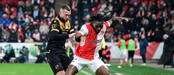Erik Prekop z Ostravy a Igoh Ogbu ze Slavie, 22. kolo Chance Ligy 2024–25