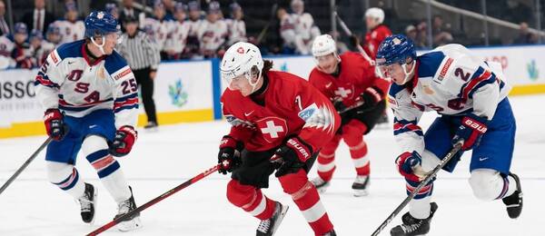 Hokej MS U20, USA vs. Švýcarsko, fotka ze šampionátu v roce 2022