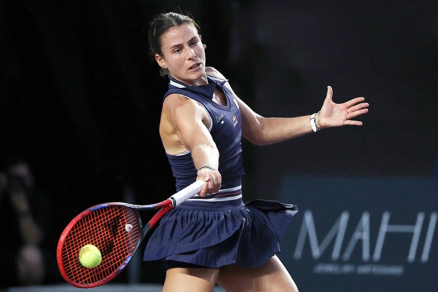 V roce 2025 si pro titul dokráčela Emma Navarro