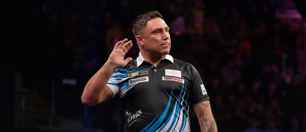 Šipky, PDC, Gerwyn Price během šestého turnaje Premier League Darts v Nottinghamu