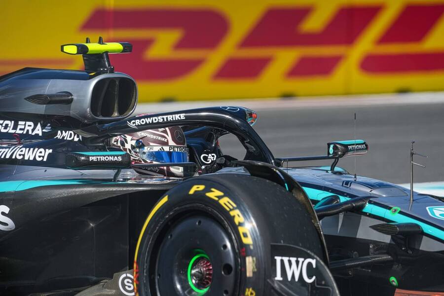 Sprintovou kvalifikaci před VC Miami 2025 ovládl Kimi Antonelli z Mercedesu.