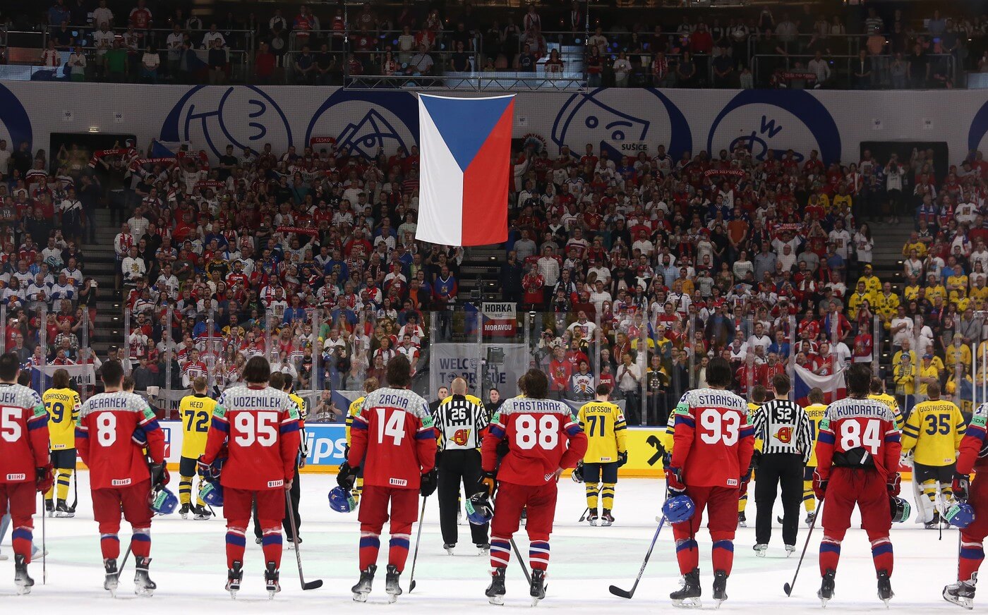 Hokej Mistrovství světa, ilustrační foto, hymny při semifinále Česko vs. Švédsko na MS 2024