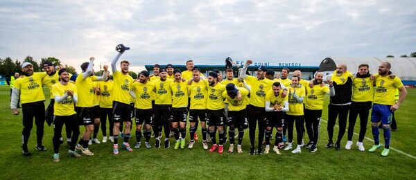 Fotbalisté Zlína slaví postup do Chance Ligy