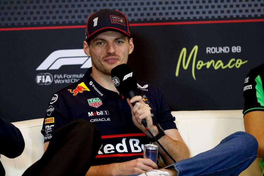 Max Verstappen během tiskové konference před Velkou cenou Monaka