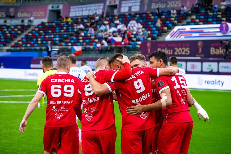 Česká radost po gólu do sítě Izraele