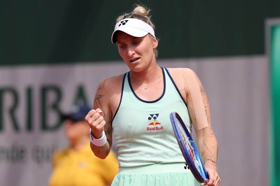Markéta Vondroušová ve vítězném utkání 2. kola Roland Garros 2025, dnes Vondroušová v Paříži hraje s Jessicou Pegula