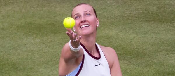 Petra Kvitová v zápase na WTA Londýn 2025, dnes Kvitová startuje na Wimbledonu