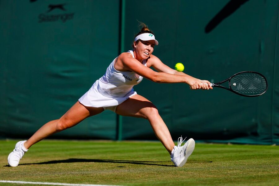 Česká tenistka Linda Nosková ve vítězném zápase 2. kola Wimbledonu 2025, Nosková dnes hraje 3. kolo