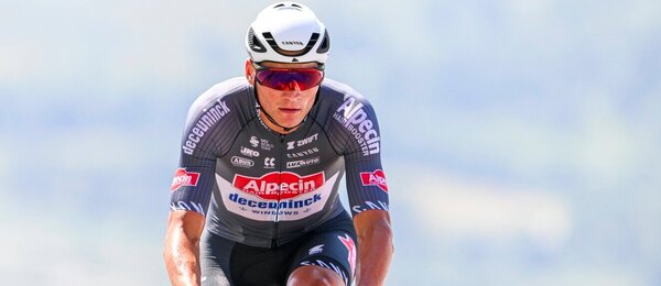 Excelentní klasikář Mathieu van der Poel patří k favoritům 15 .etapy Tour de France 2025