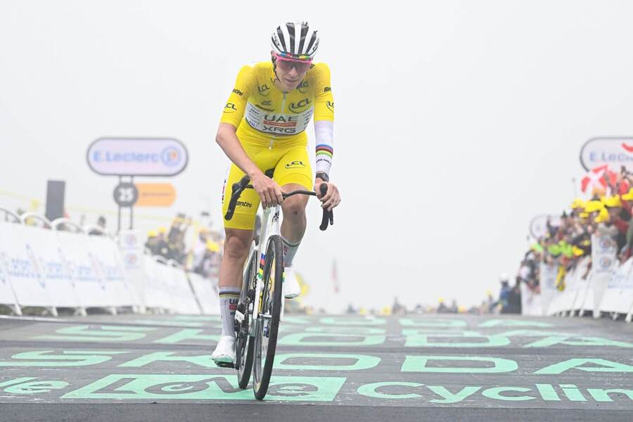 Tadej Pogačar je dnes obrovským favoritem na vítězství 16. etapy Tour de France 2025 s horským dojezdem na Mont Ventoux