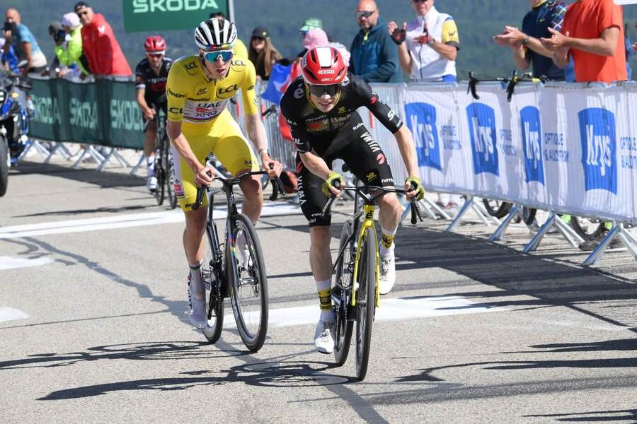 Jonas Vingegaard a Tadej Pogačar proti sobě budou soupeřit ve stoupáních 18. etapy Tour de France 2025