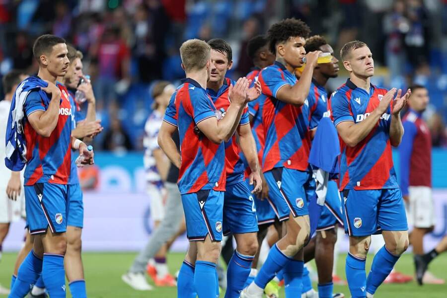 Hráči Viktorie Plzeň po zápase se Servette