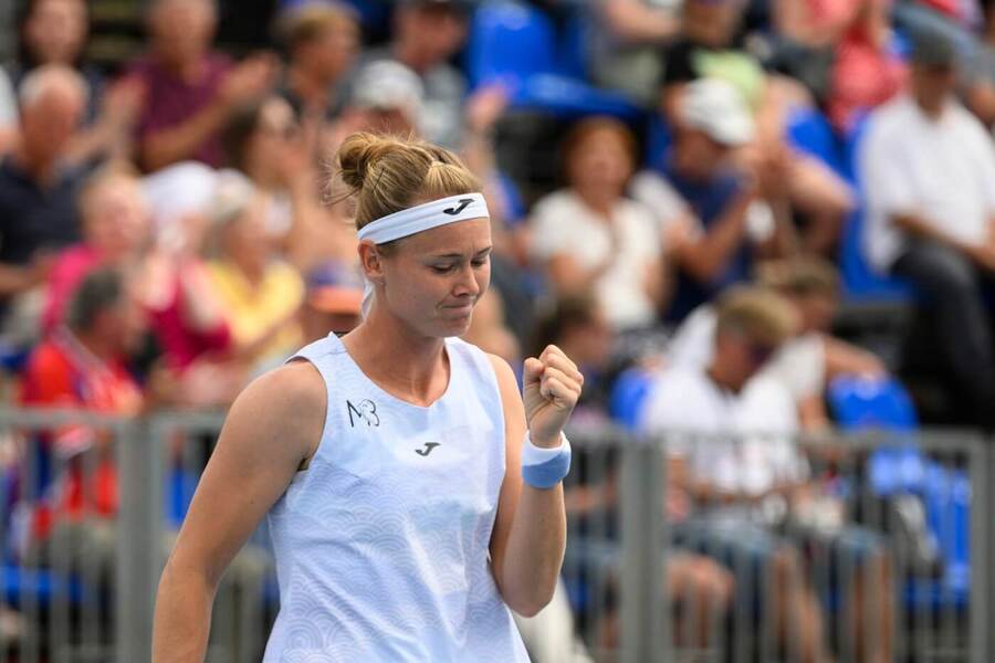 Marie Bouzková na turnaji WTA Prague Open 2025 v Praze, kde dnes hraje finále proti Lindě Noskové.
