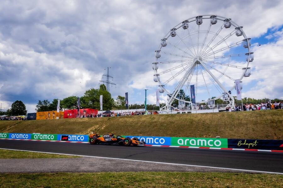 Lando Norris během pátečního tréninku na Hungaroringu