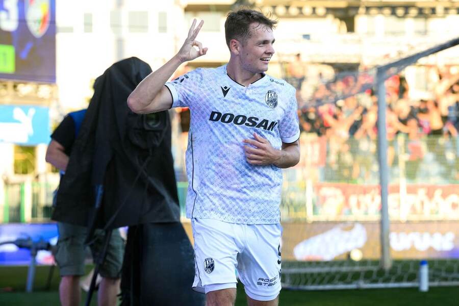 Denis Višinský hattrickem sestřelil Mladou Boleslav