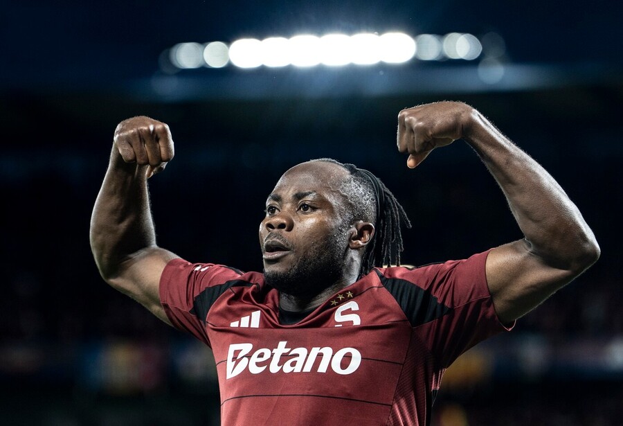Emmanuel Uchenna ze Sparty