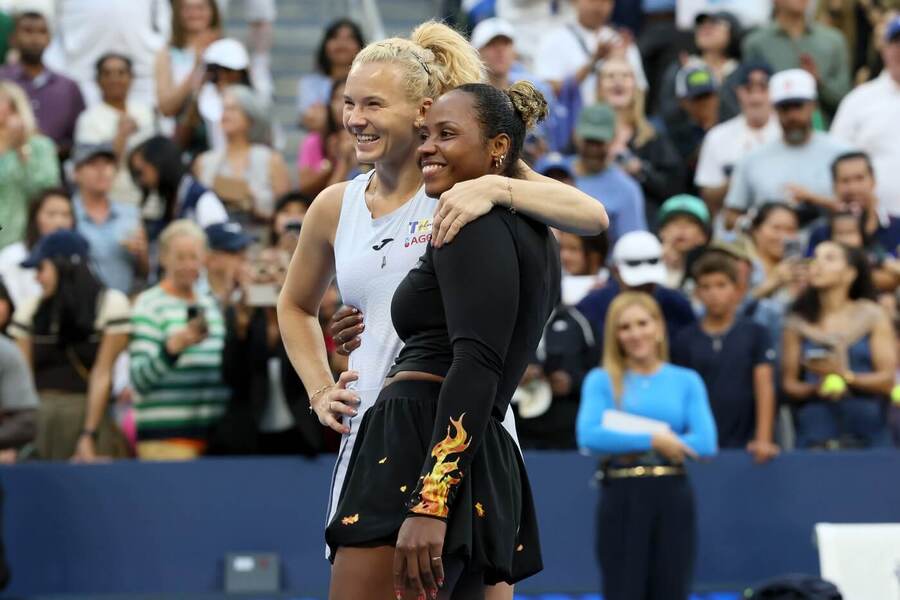 Kateřina Siniaková a Taylor Townsend během US Open 2025. Dnes v New Yorku hrají finále čtyřhry žen.
