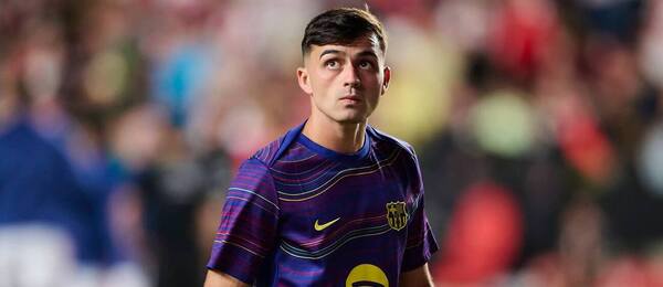 Pedri z Barcelony před utkáním proti celku Rayo Vallecano