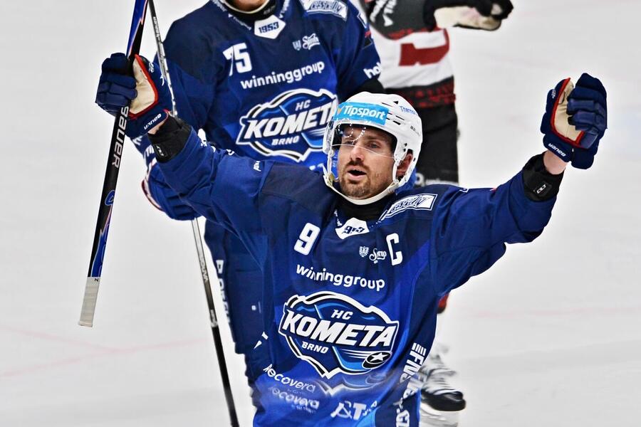 I díky gólu Jakuba Fleka v derby se Spartou vede Kometa Brno před 4. kolem českou hokejovou extraligu.