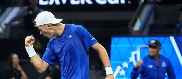 Jakub Menšík během vítězného zápasu na Laver Cupu 2025 v USA, Menšík si zahraje také v dnešním 3. dni turnaje