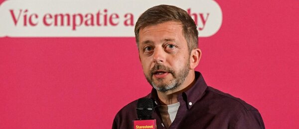 Politika, volby v České republice, ministr vnitra Vít Rakušan během kampaně STAN