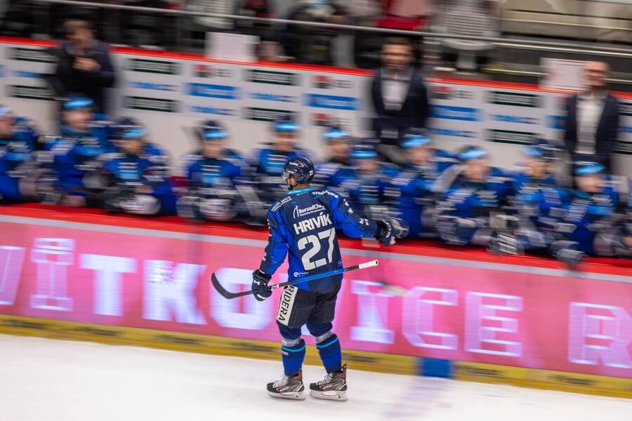 Kapitán Marek Hrivík režíroval páteční výhru Vítkovic proti Třinci, Tipsport extraliga dnes pokračuje 12. kolem