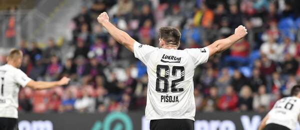 Marián Pišoja ze Zlína slaví branku