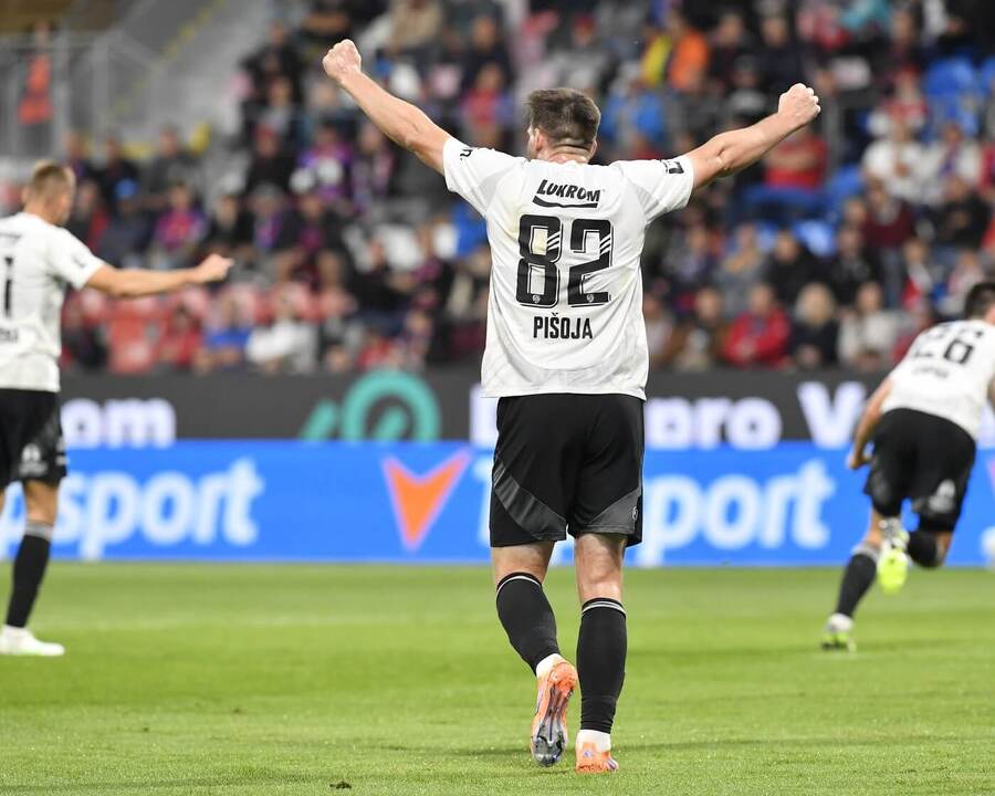 Marián Pišoja ze Zlína slaví branku