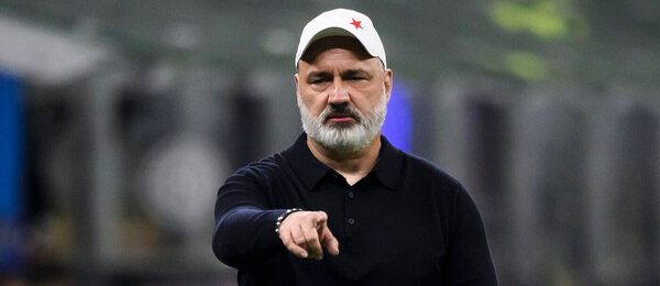 Jindřich Trpišovský koučuje Slavii dnes proti Zlínu