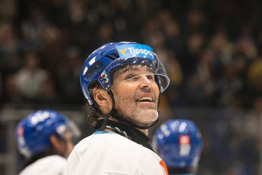 Jaromír Jágr se v pátek vrátil na extraligový led, jeho Rytíři Kladno dnes hrají také v 16. kole ELH 2025/26