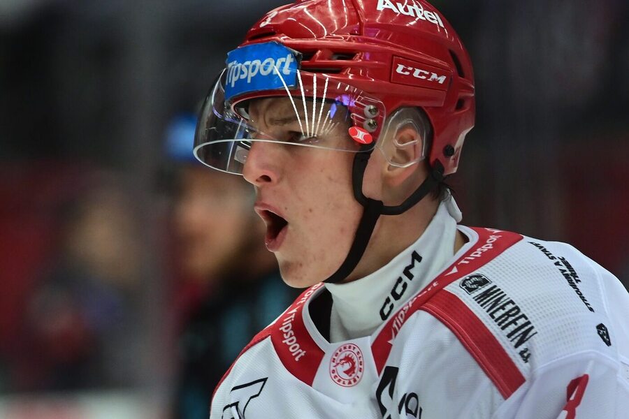 Oceláři Třinec bodovali v 11 zápasech v řadě a s náskokem vedou tabulku Tipsport extraligy
