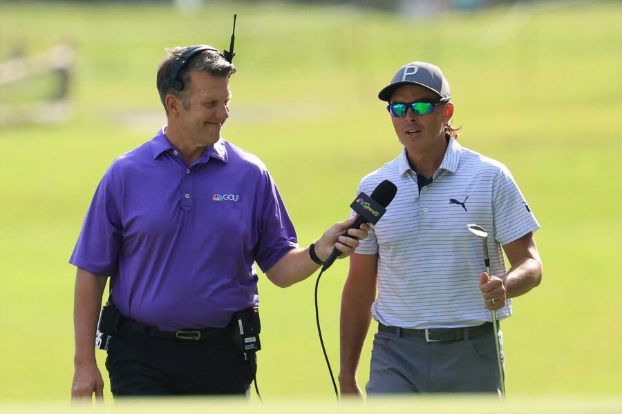 Rickie Fowler během rozhovoru pro Golf Channel Rickie Fowler během rozhovoru pro Golf Channel