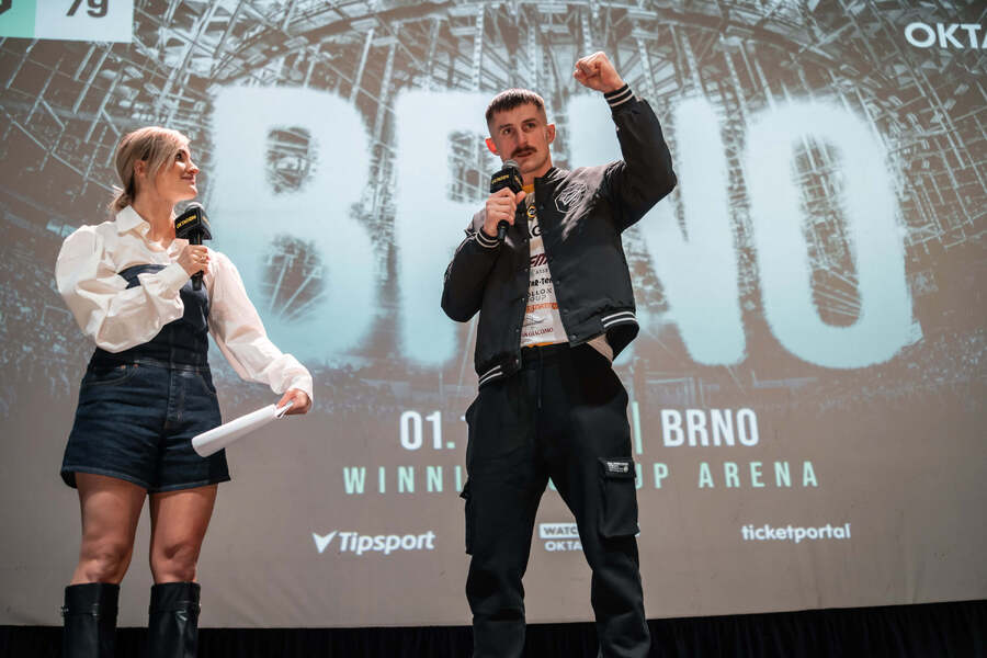 Český bojovník Andrej Kalašnik před zápasem o titul na turnaji Oktagon 79 v Brně Český bojovník Andrej Kalašnik před zápasem o titul na turnaji Oktagon 79 v Brně