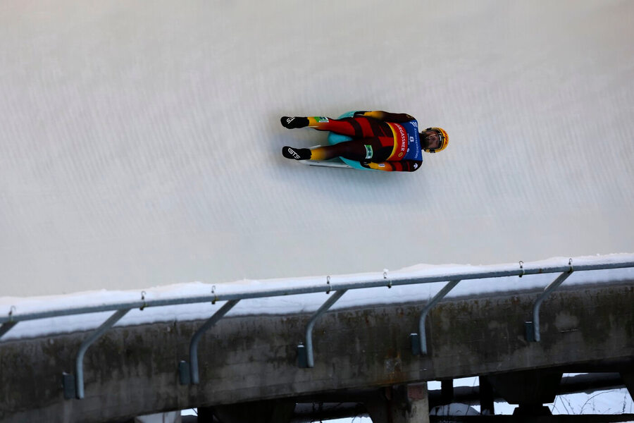 Saně jsou součástí ZOH od roku 1964