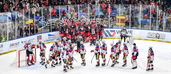 Momentka z předchozího derby Mountfield HK vs. Pardubice (fotka ze 14. kola základní části ELH)