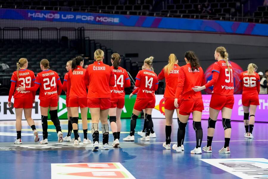 Česká ženská házenkářská reprezentace, fotka z utkání na MS 2025 proti Angole