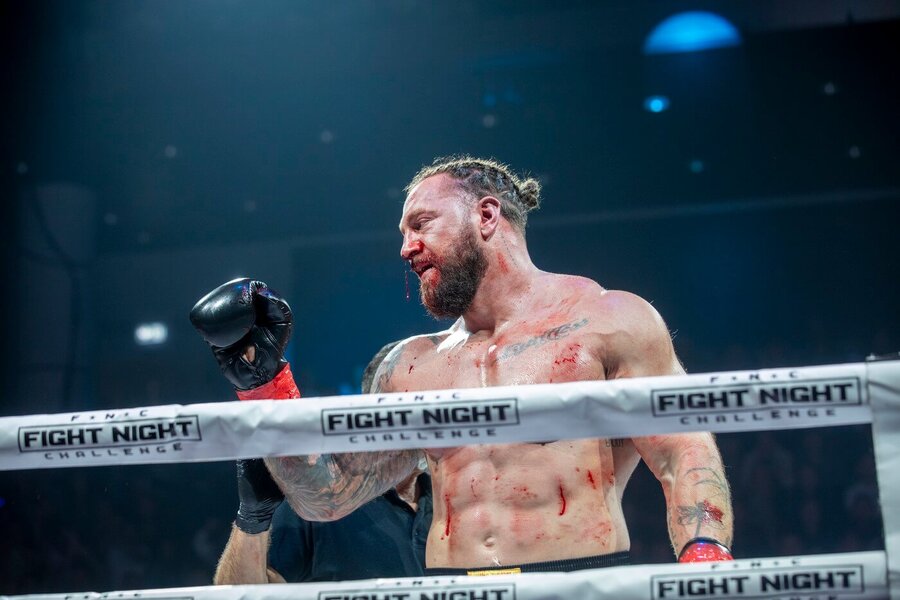 Jakub Enžl při boxerském zápasu