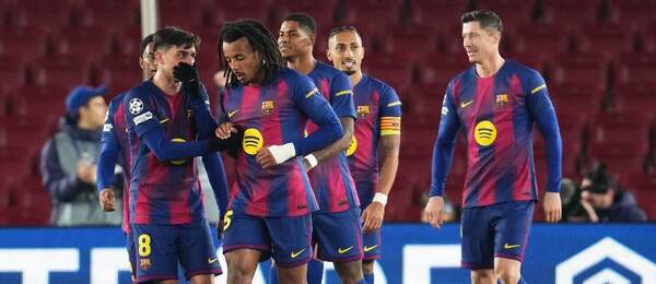 Fotbalisté Barcelony porazili v Lize mistrů Frankfurt 2:1