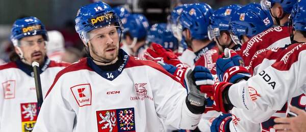 Český reprezentační útočník Filip Chlapík se raduje z gólu v zápase Švýcarských hokejových her 2025 v Curychu