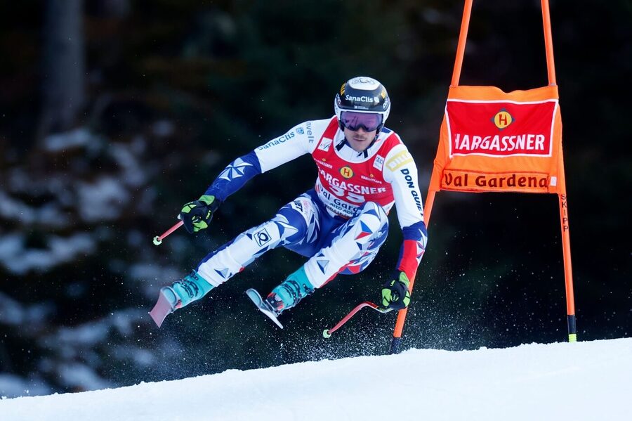 Alpské lyžování, Jan Zabystřan při sjezdu ve Val Gardeně, Itálie