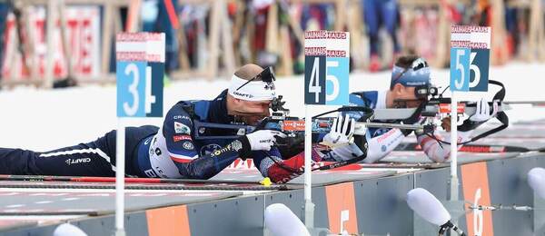 Biatlon v Annecy, fotka ze sprintu mužů na 10 km