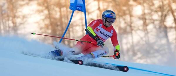 Alpské lyžování, Marco Odermatt při obřím slalomu ve Val d Isere