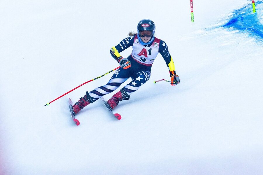 Alpské lyžování, Mikaela Shiffrin během obřího slalomu v&nbsp;rakouském Semmeringu